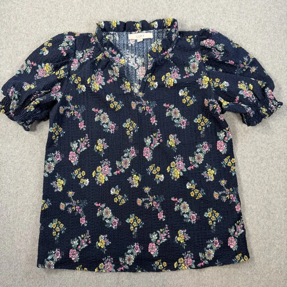 LOFT Women's Small Navy Blue Floral Puff Sleeve V-Neck Blouse Top Textured
